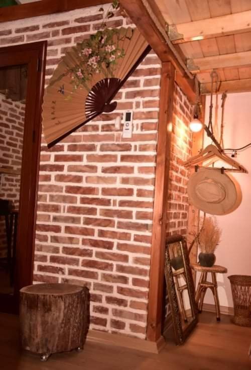 Relax Inn Korcza Zewnętrze zdjęcie