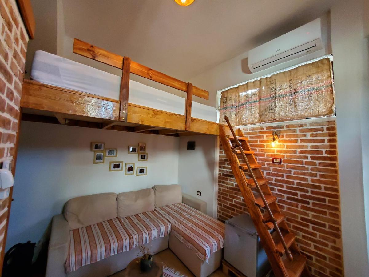 Relax Inn Korcza Zewnętrze zdjęcie